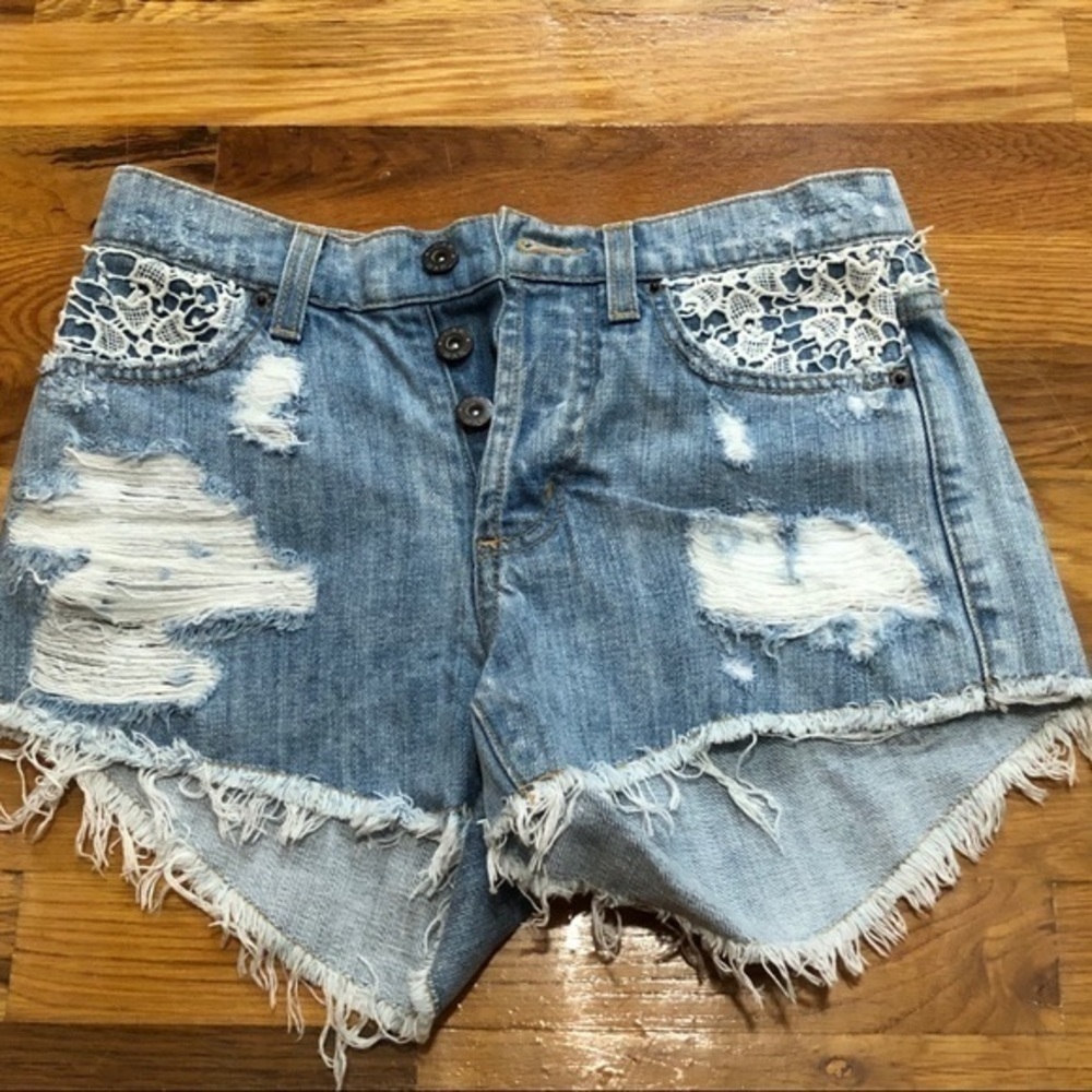 Carmar shorts high waist size 26 sale beautiful design crotchet